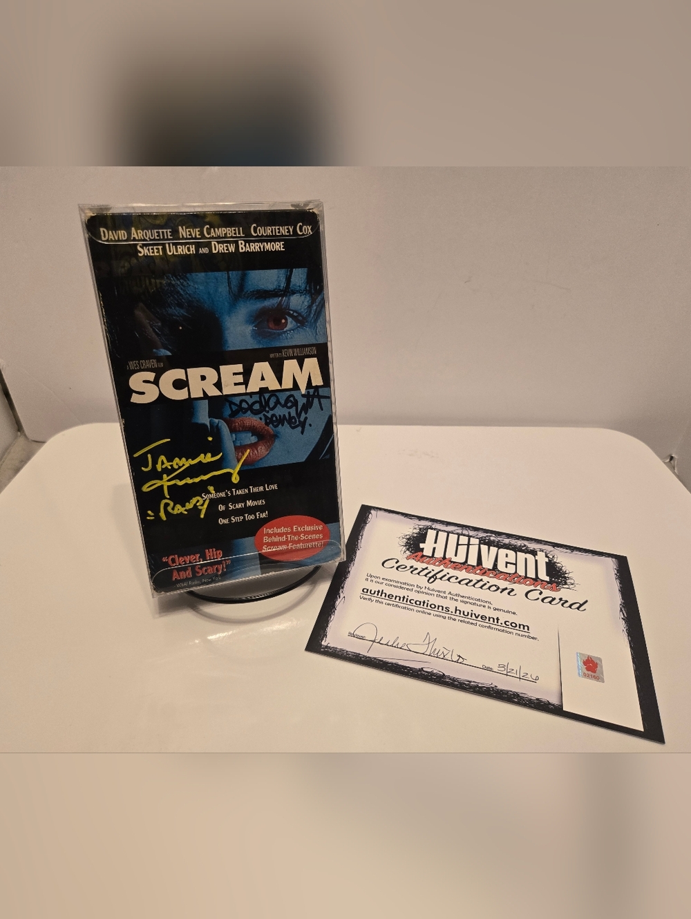 Scream 1996 VHS Dual Signed Arquette Kennedy AUTO COA Rare Neve Eyes Cover